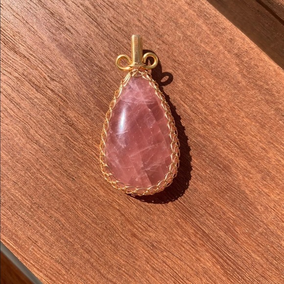 Rose Quartz Pendant - Picture 3 of 3